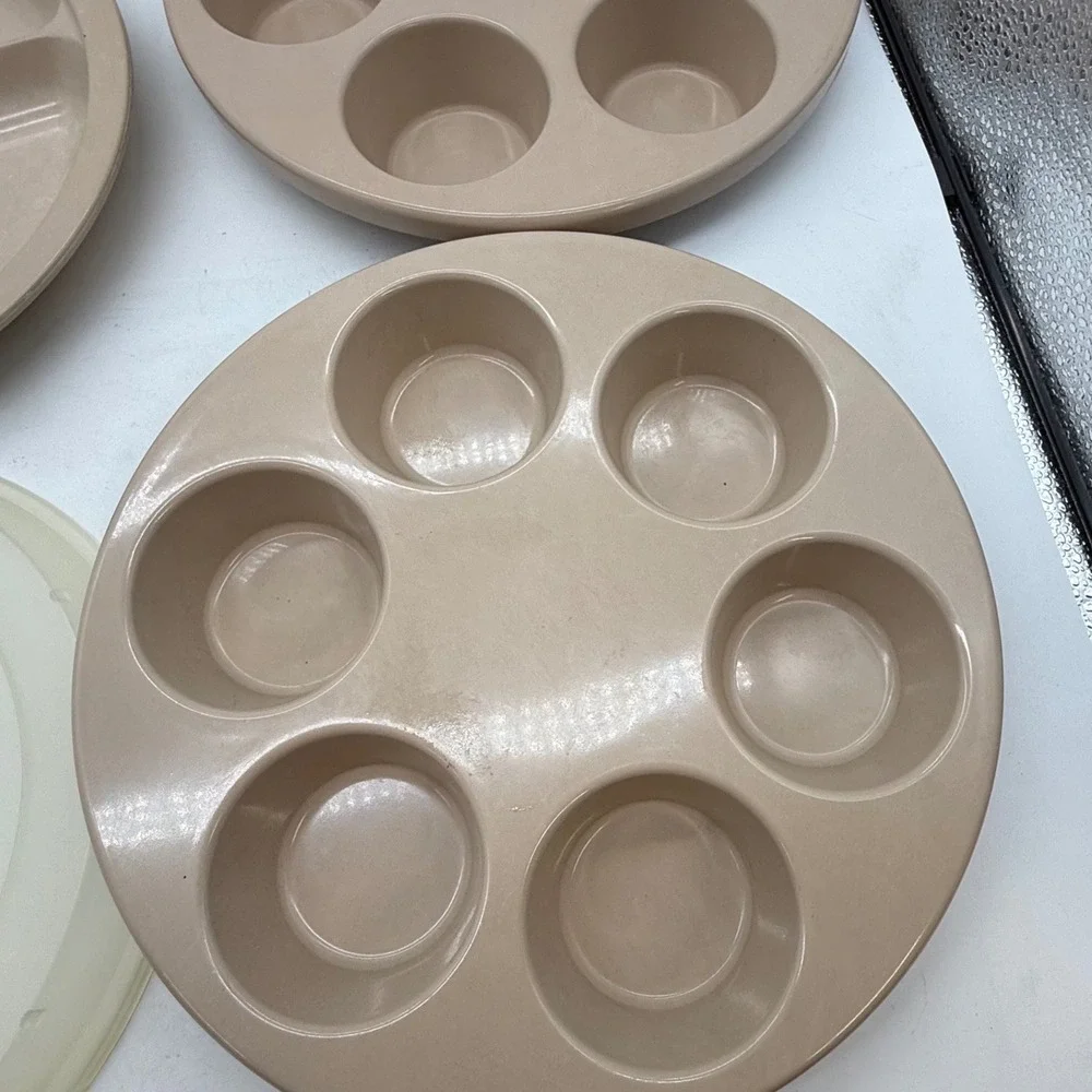 Vtg Anchor Hocking Micro-Ware‎ Set Almond Beige Egg Muffin Trays Divided Plate